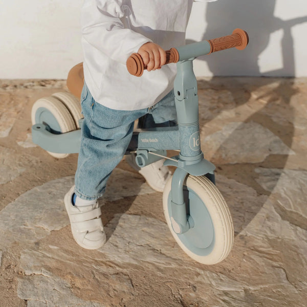 LITTLE DUTCH - 4 in 1 tricycle - Blue