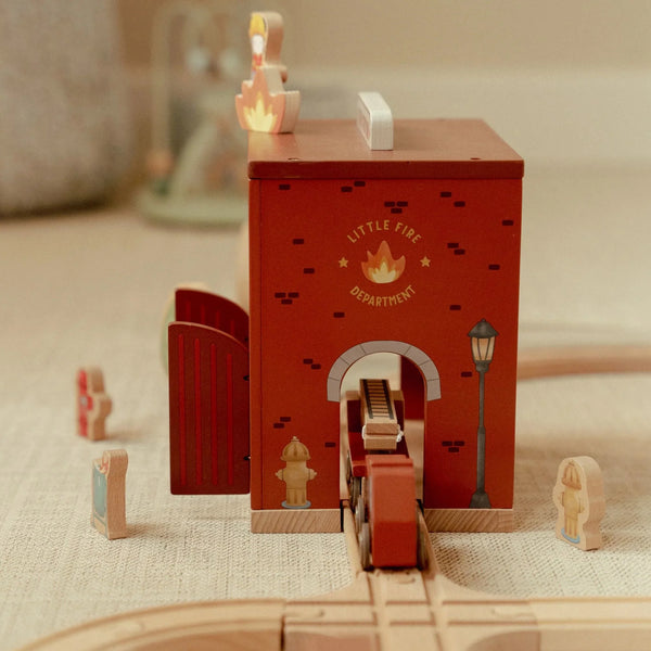 LITTLE DUTCH - Wooden Fire Station – Red – Essentials