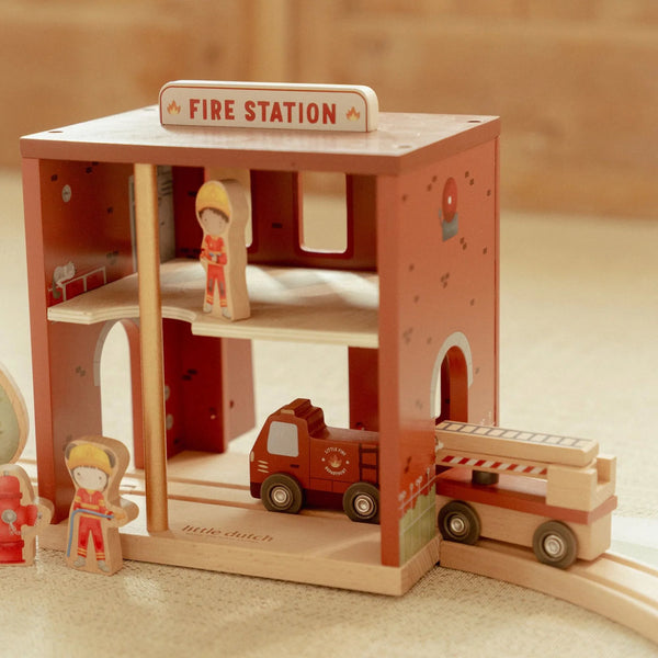 LITTLE DUTCH - Wooden Fire Station – Red – Essentials