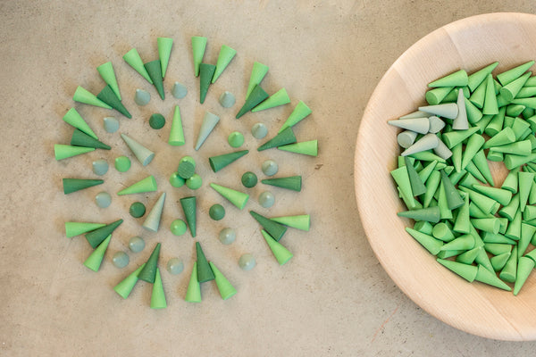 GRAPAT - Mandala Small Green Cones